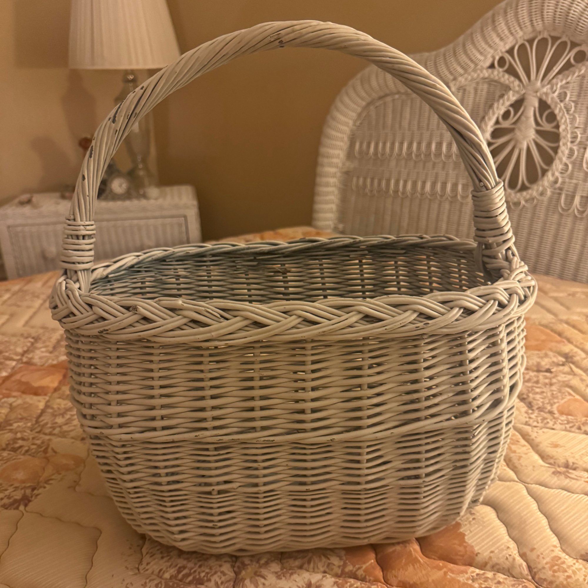 Vintage White Painted Wicker Basket Arched Handle Braided Rim Cottage Decor