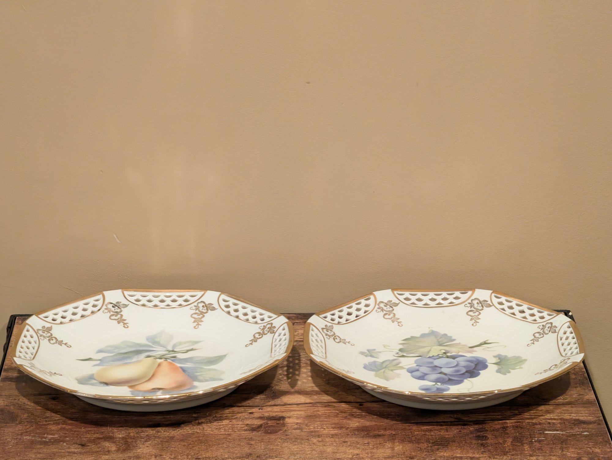 Schwarzenhammer Bavaria US Zone Germany Reticulated Fruit Plates, Pair