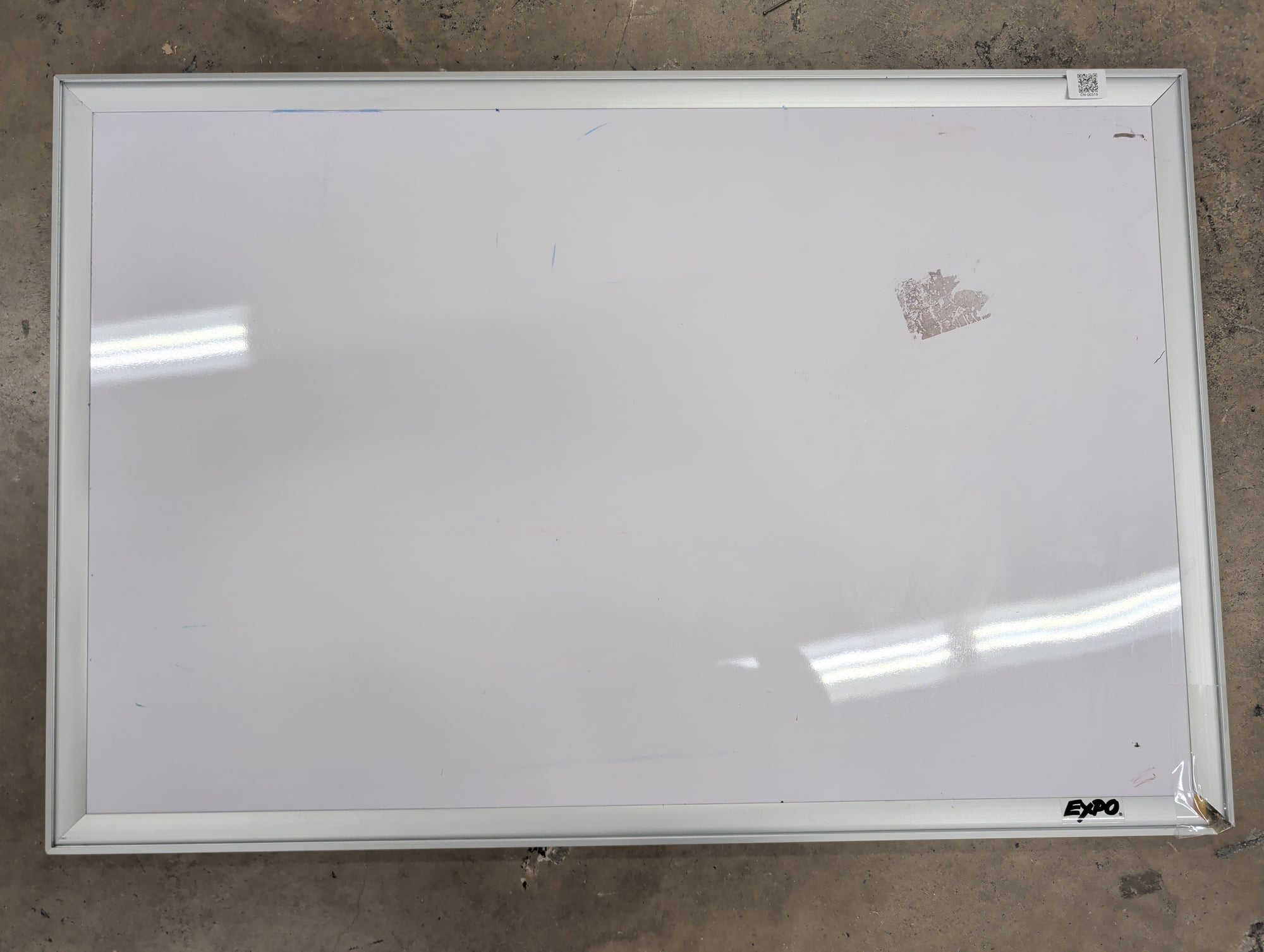 Expo 24x36 Dry Erase Whiteboard Aluminum Frame Wall Mount