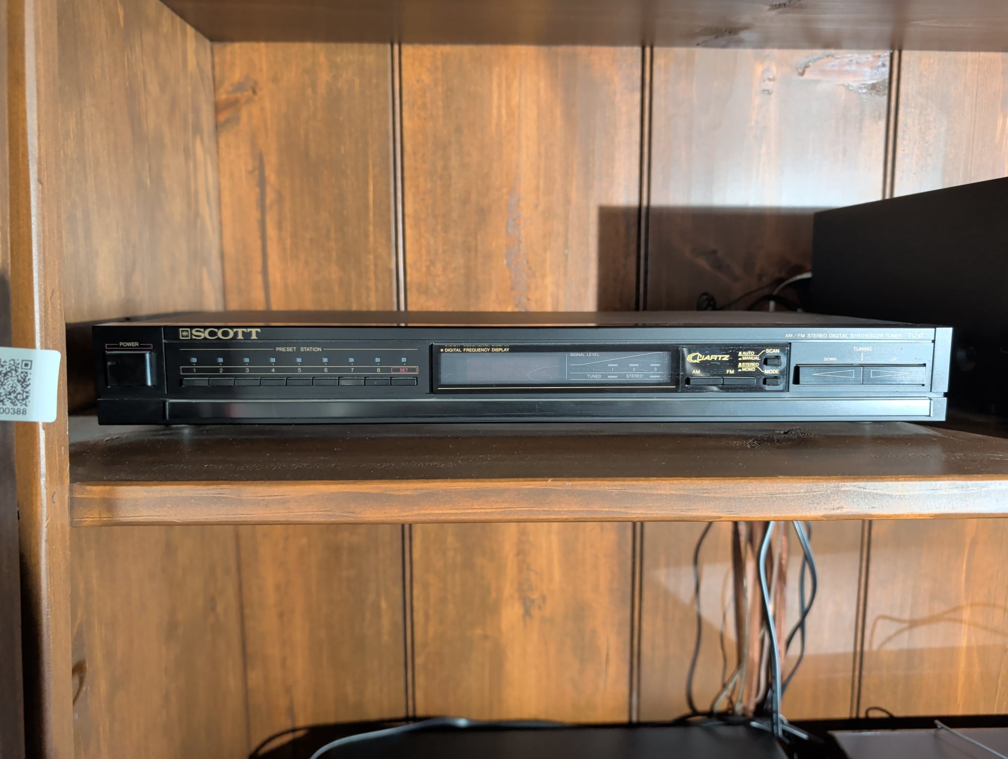 Scott T1210 AM/FM Stereo Digital Synthesizer Tuner Vintage