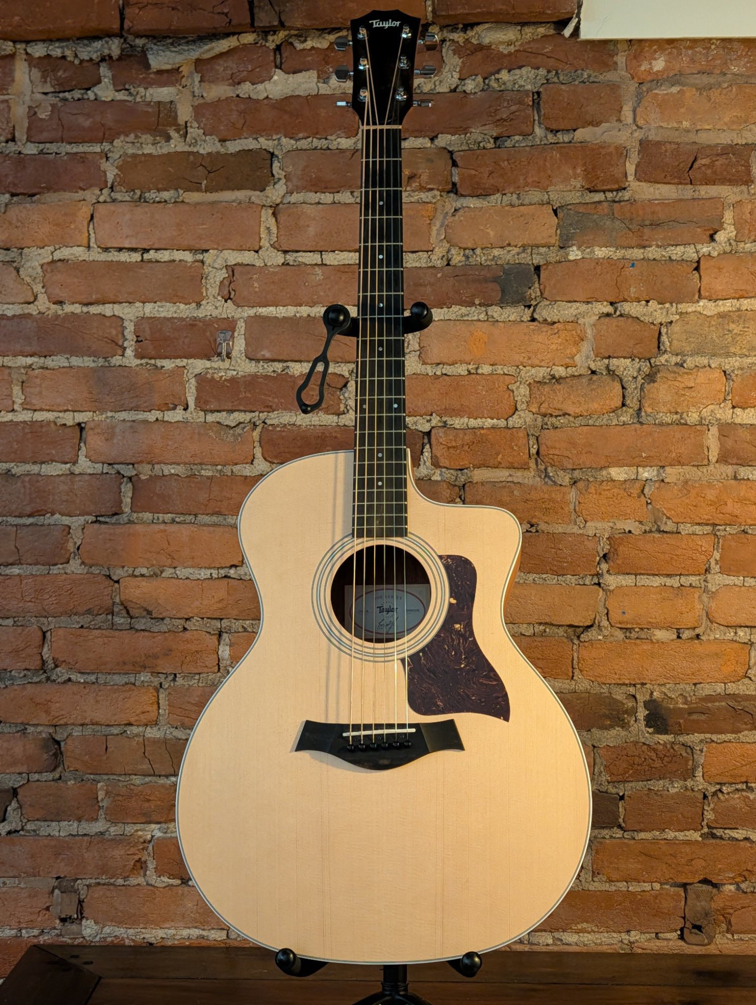 Taylor 214ce-K Acoustic-Electric Guitar w/ Cutaway