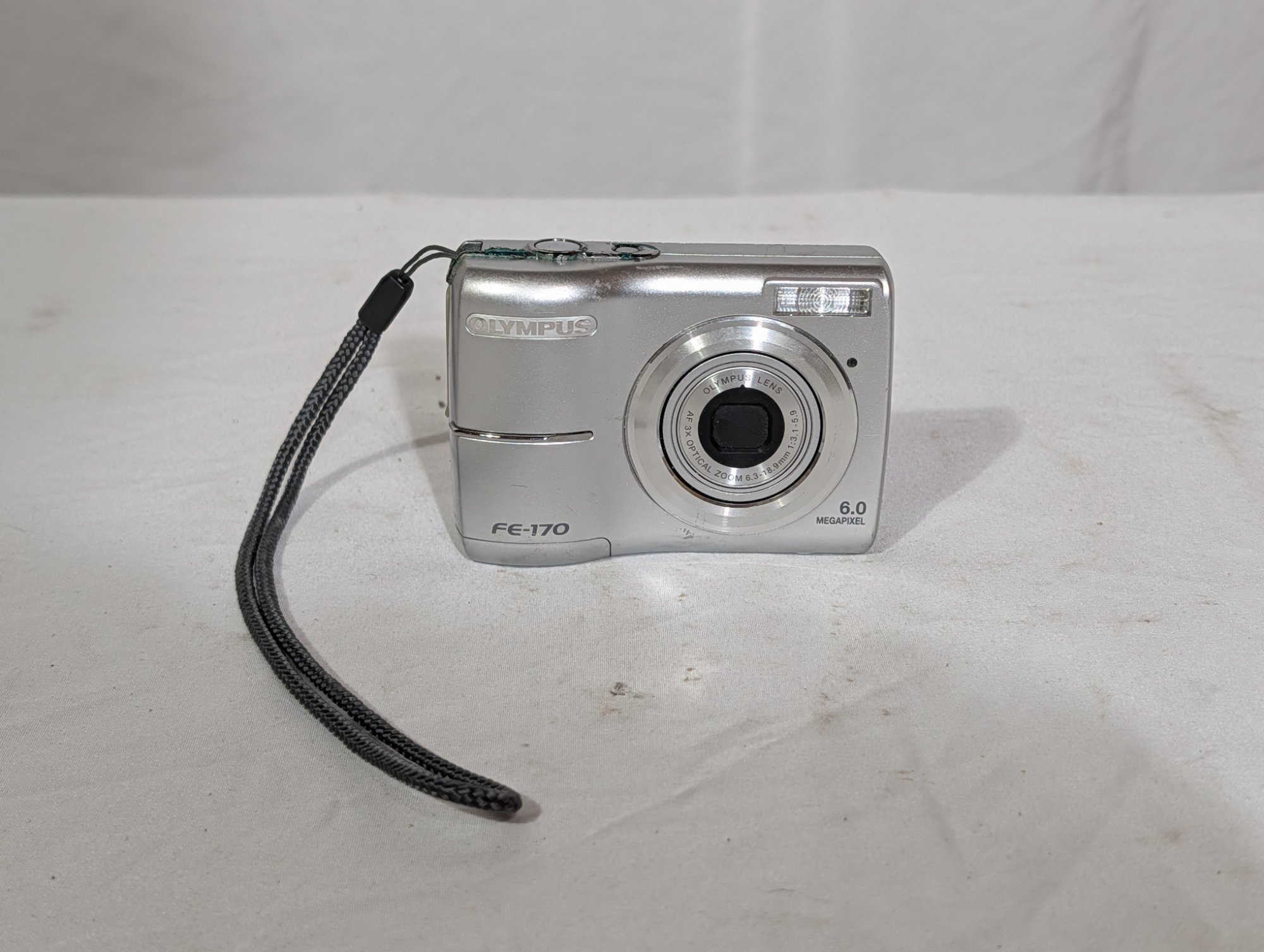 Olympus FE-170 6MP Digital Camera Silver 3x Optical Zoom Y2K Digicam Untested