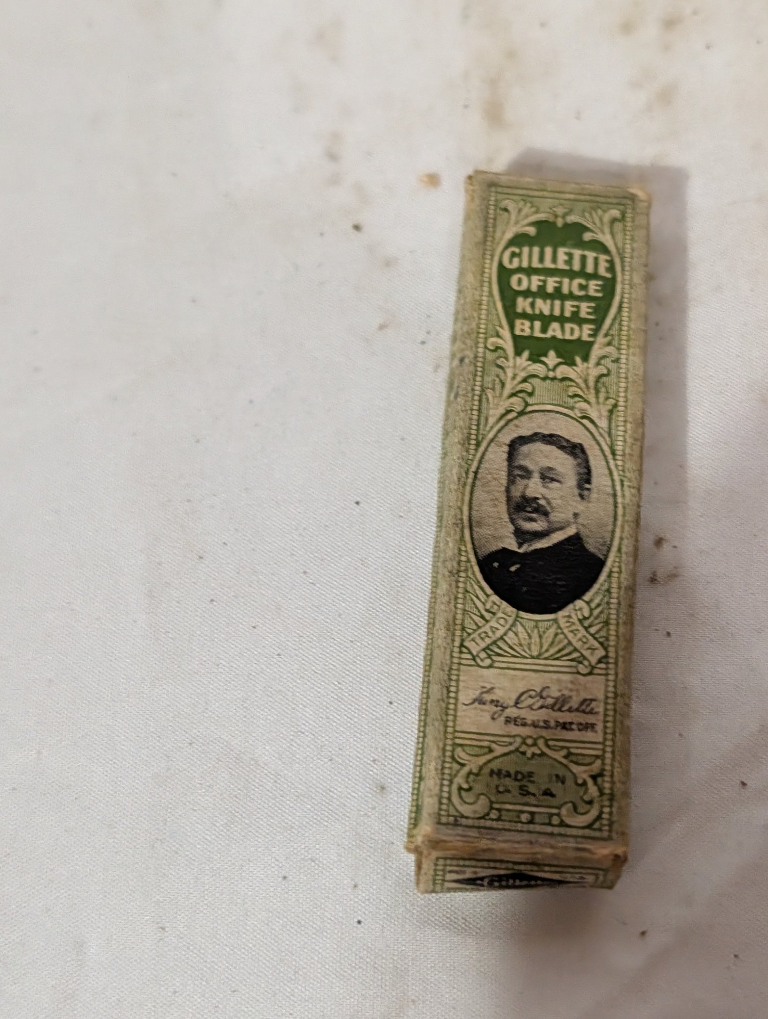 Vintage Gillette Office Knife Blade Box King C. Gillette Portrait 1910s 1920s Boston USA